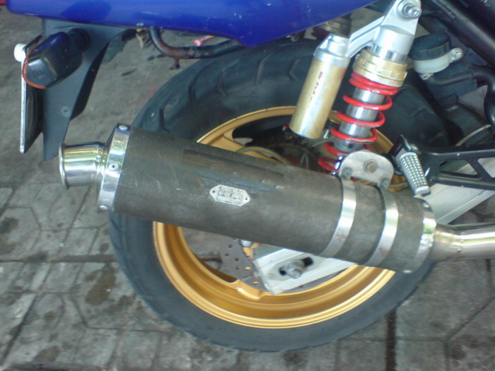 河源出售04.CB1300和98CB400价格41000和13800