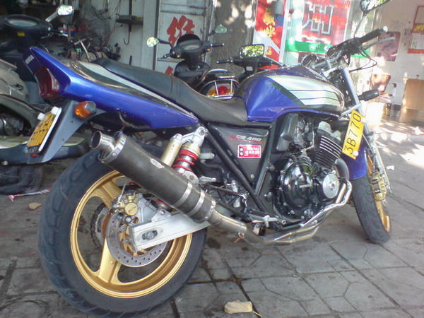 河源出售04.CB1300和98CB400价格41000和13800