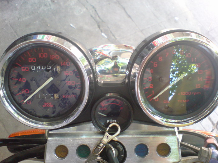 河源出售04.CB1300和98CB400价格41000和13800