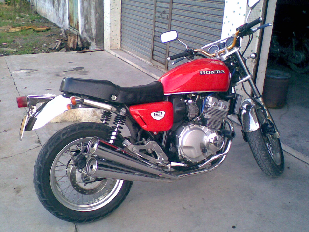江门出精神复古ＣＢ４００　价格１６５００［接受换车］