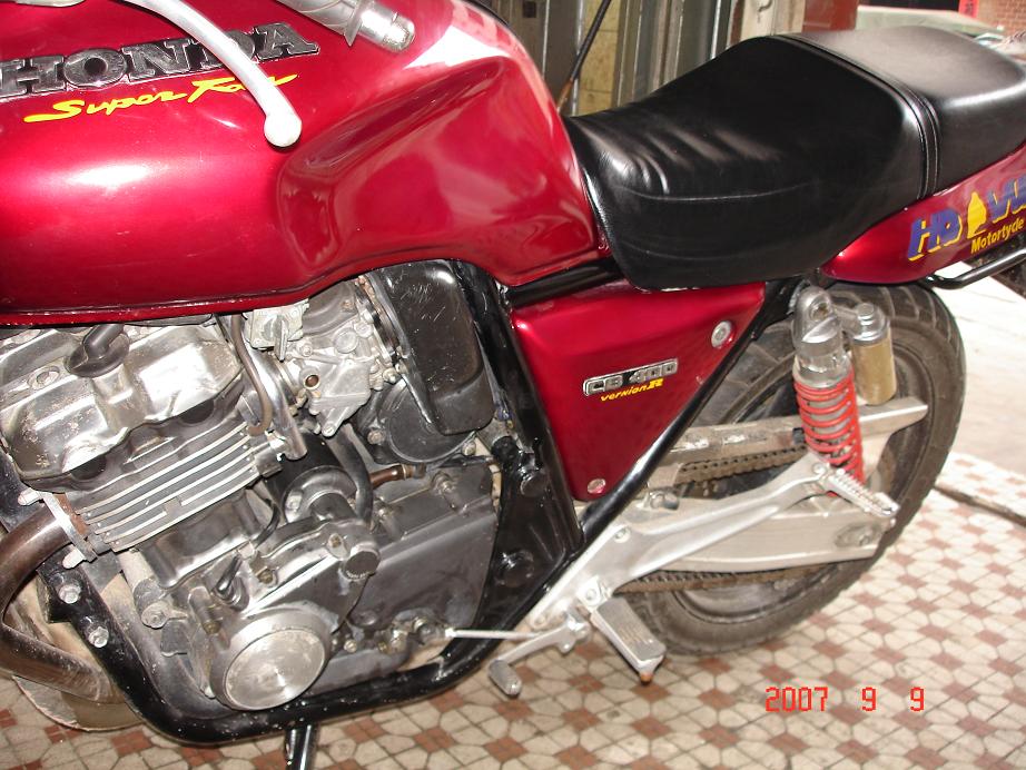 广东恩平出售94CB400 11000接少少刀~!