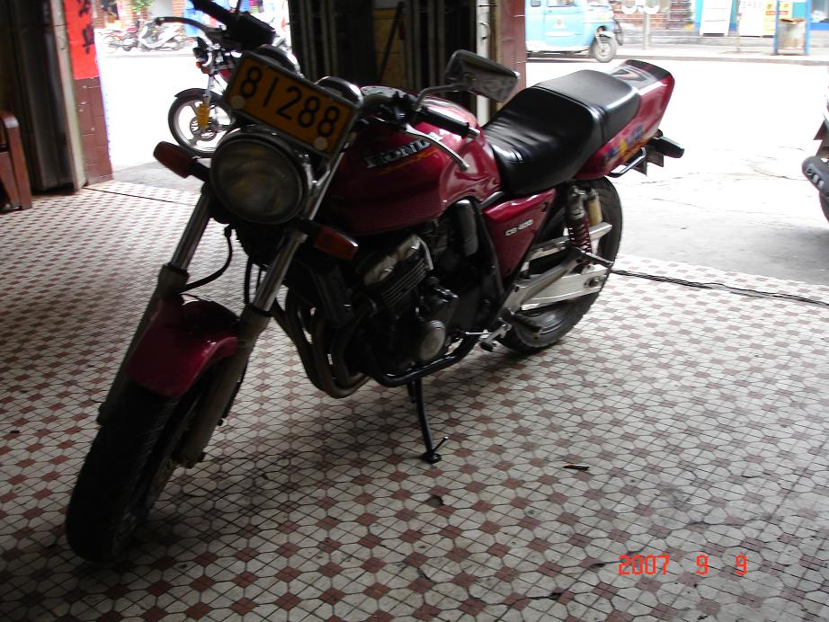 广东恩平出售94CB400 11000接少少刀~!