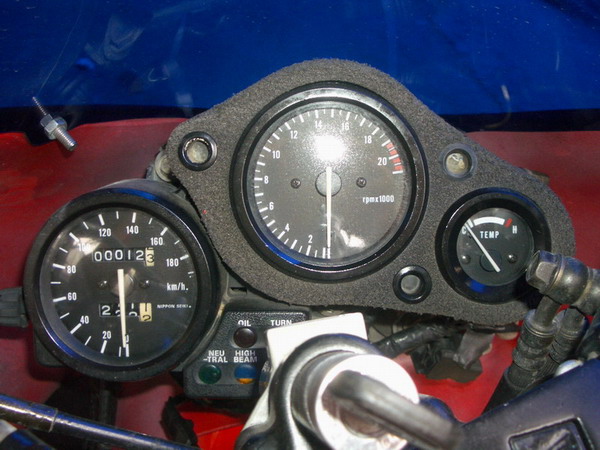 代友发帖！广西柳州出一架本田CBR250RR MC22期