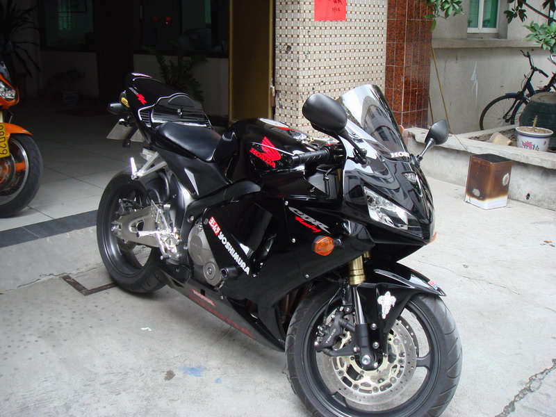 同创新成员小改的CBR600