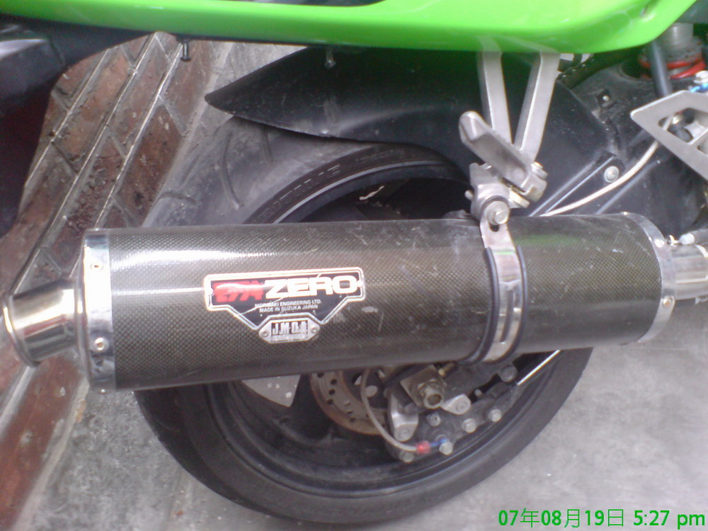 广州出售RVF--ZXR750,