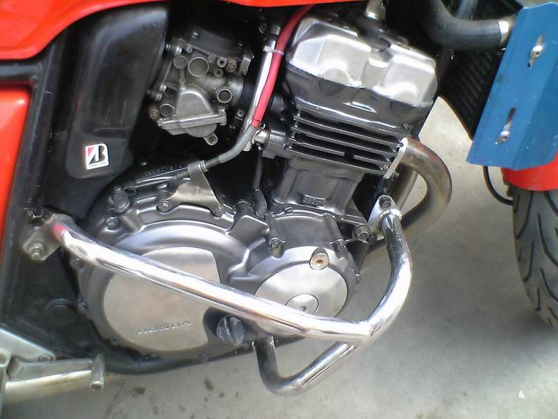 江门代友出售超精神94CB400一台11000可小刀