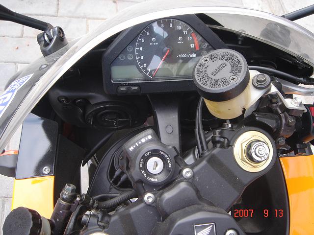 安徽不足六万出售05年欧版CBR1000RR