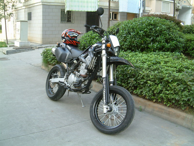 新欢  KLX-250滑胎车