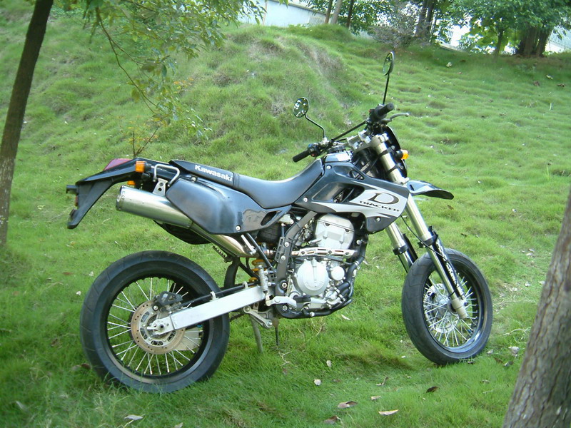 新欢  KLX-250滑胎车