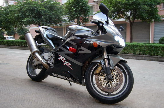 佛山三水48000出售02欧版CBR954.