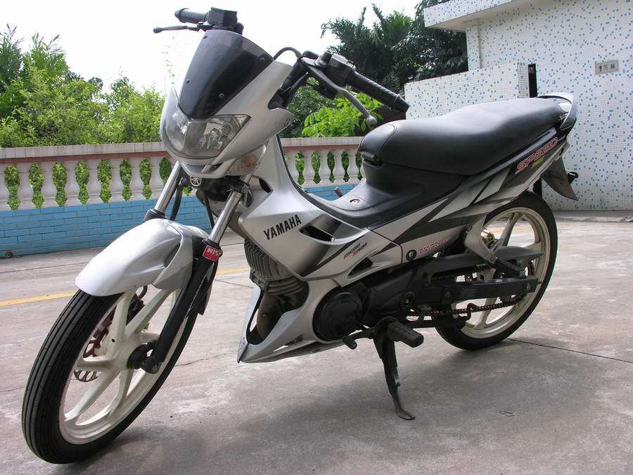 佛山出YAMAHA人妖一台,8000元........