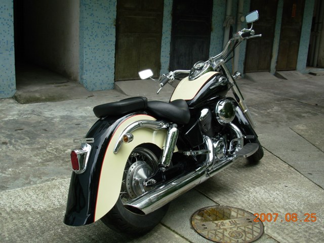 中山試賣本田SHADOW750