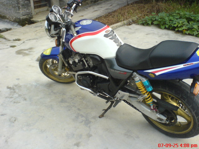muaMPUdu.jpg