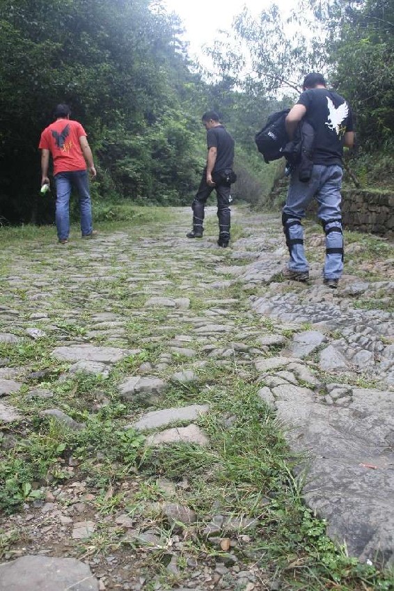 韶关南雄之旅平安归来,在此多谢南雄摩友!(旅程PP在出行版)