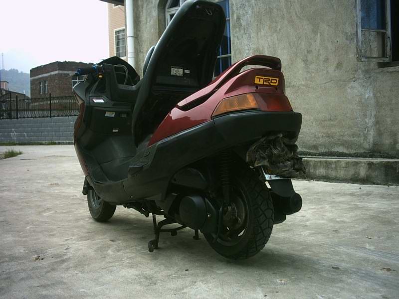 卖两部踏板车(价格降了)
