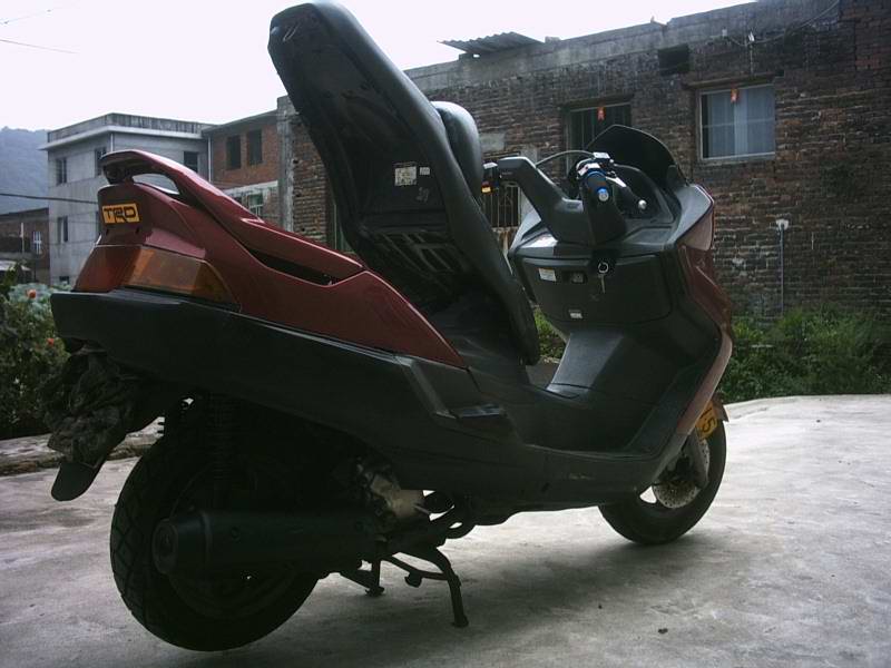 卖两部踏板车(价格降了)