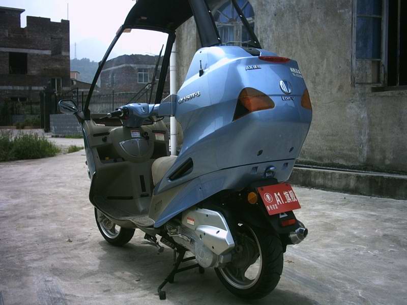 卖两部踏板车(价格降了)