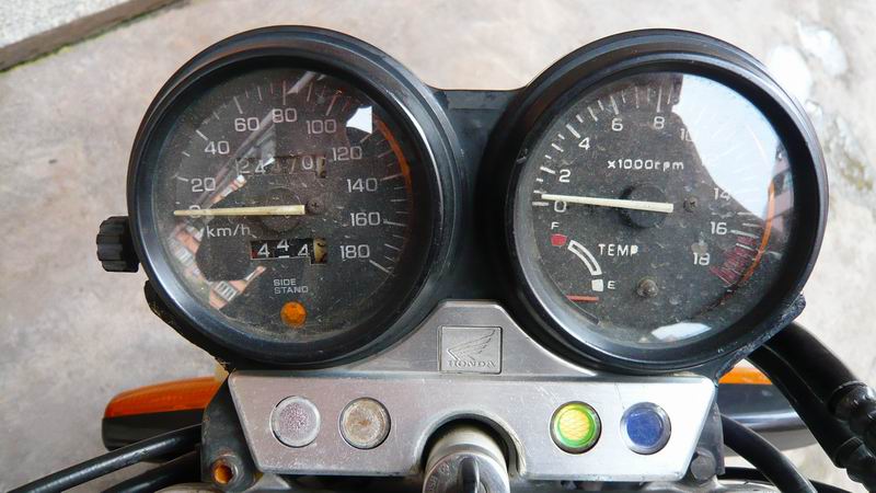 广东高州 9000 出94 CB400