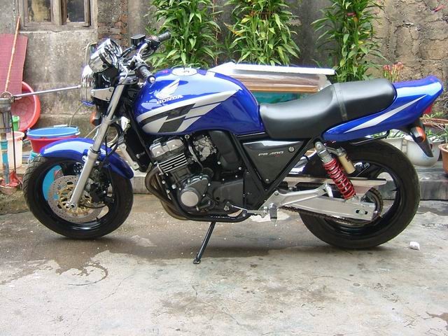 代友出售94年CB400.97年CB400.喜欢的朋友进来看下.