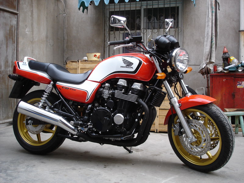 求一部CB750.