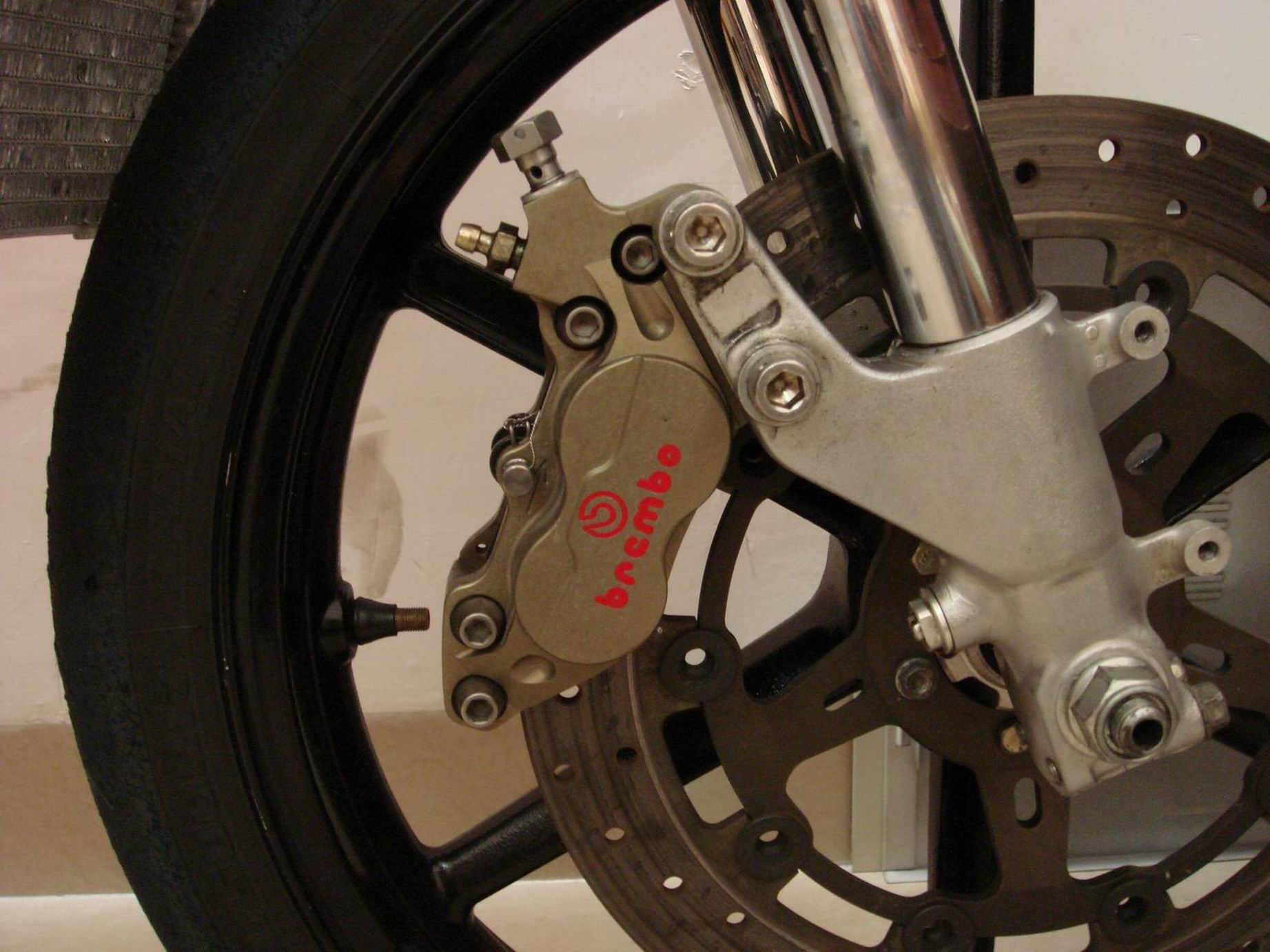 [原创]广东广州1000元出售全新Brembo,鲍鱼