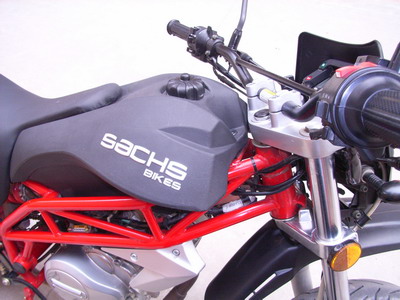 [原创]广州花都区出售飞鹰街霸150CC