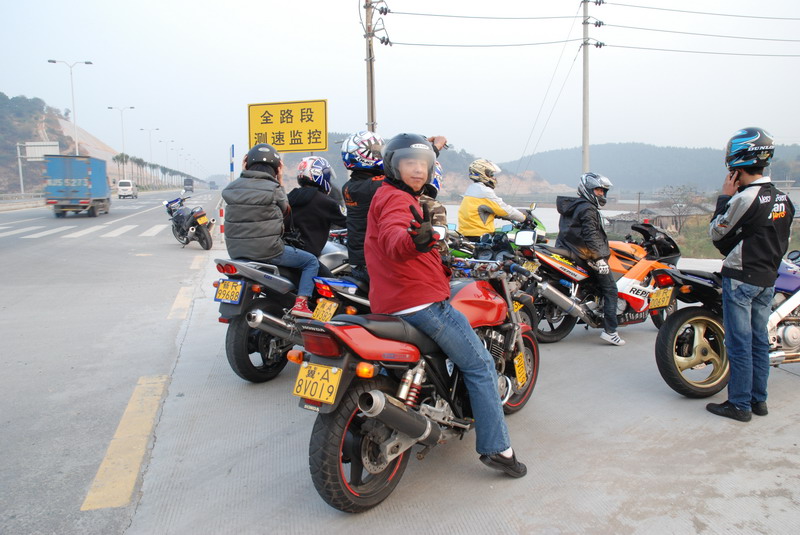 江门M2车迷会共聚年餐