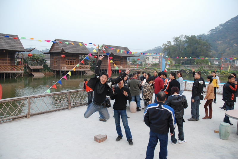 江门M2车迷会共聚年餐