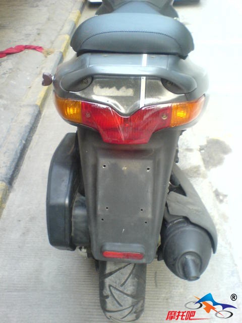 深圳出售02四冲原板原漆GILERA-VXR 180价钱8500