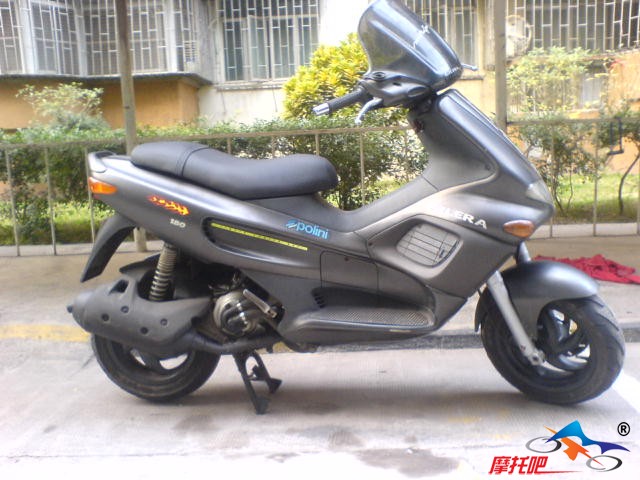深圳出售02四冲原板原漆GILERA-VXR 180价钱8500