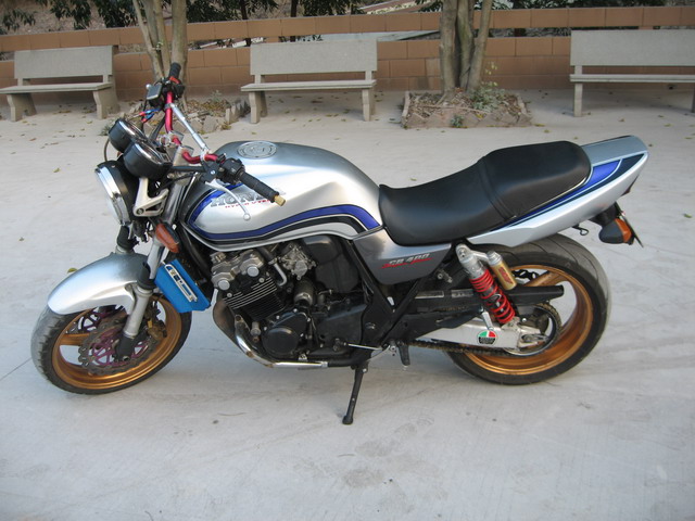 Update Photo!广州新塘20000出售本田CB400VTEC1
