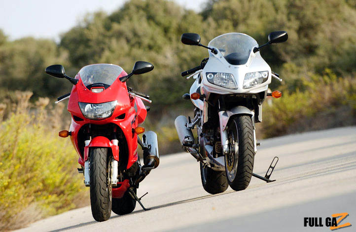 SV1000S  VS  VTR1000F