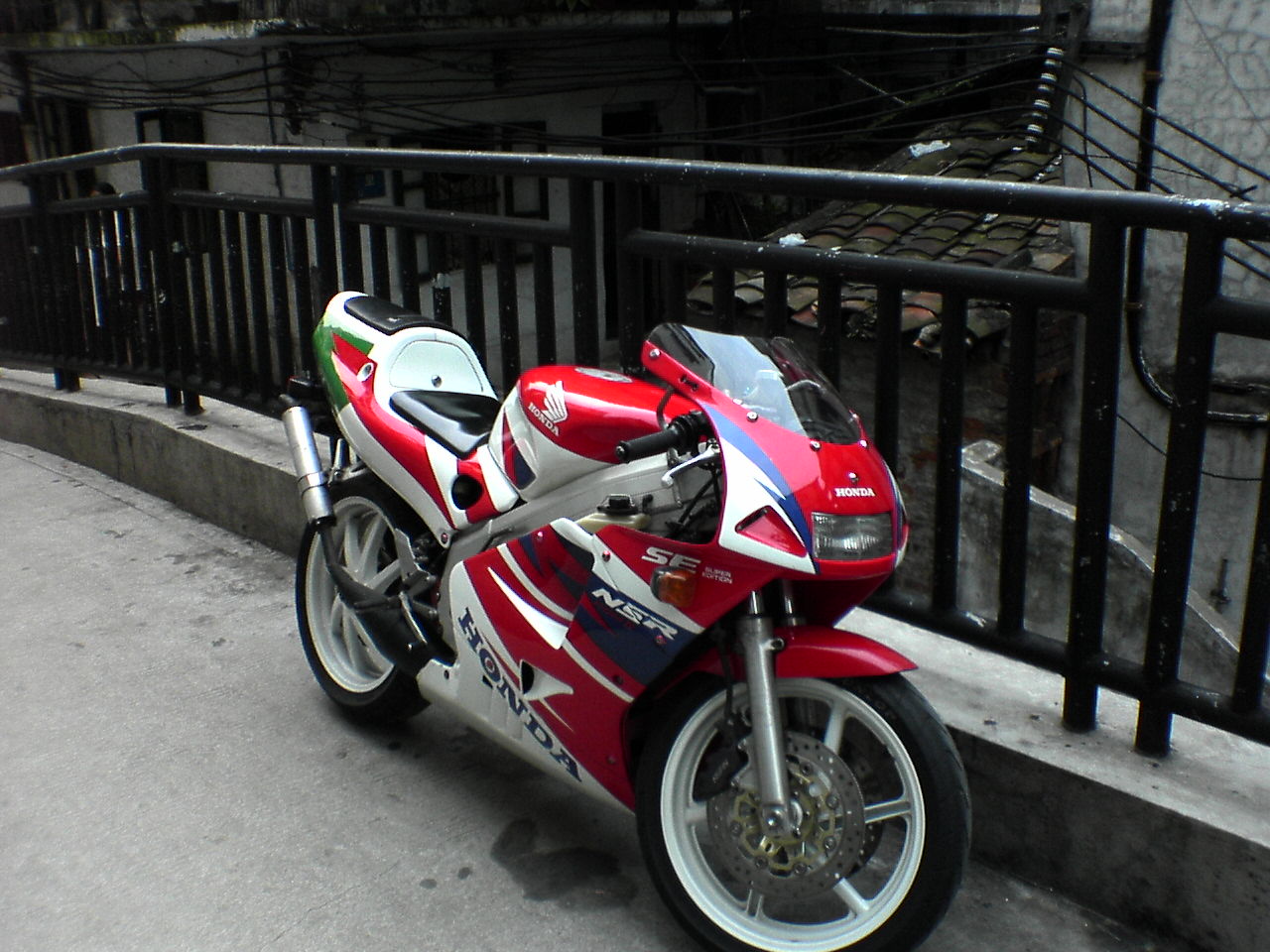 [原创]广州2万1出售本田PGM4 NSR sp250CC