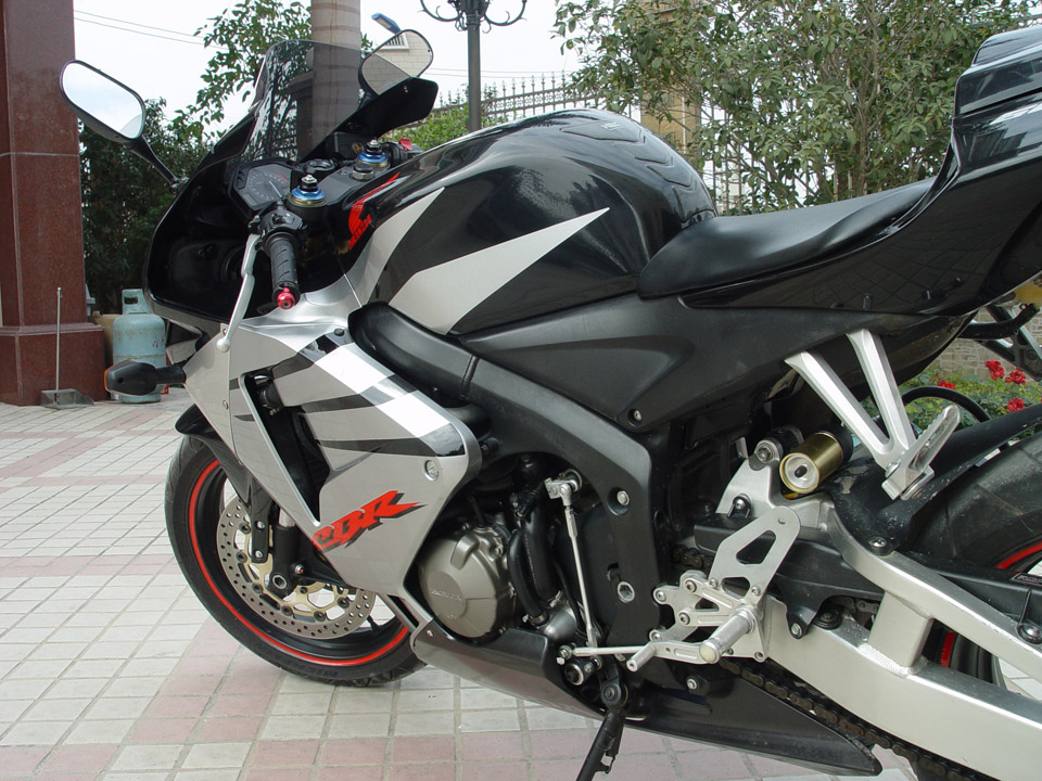 广东揭阳5万出售本田05 欧版CBR600F5，