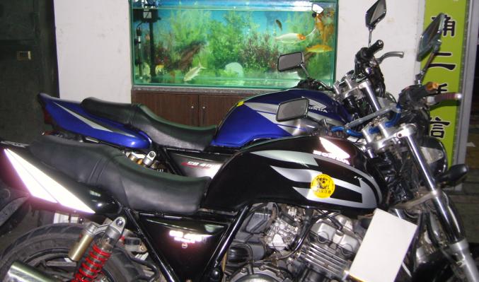 广东开平代售车几台 可换97以上的CB400 蓝色黑色94CB 都是9500元