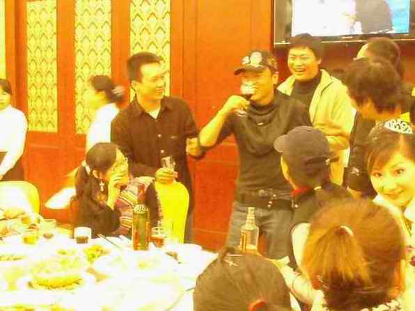 恭喜M2会员JAMES新婚。。