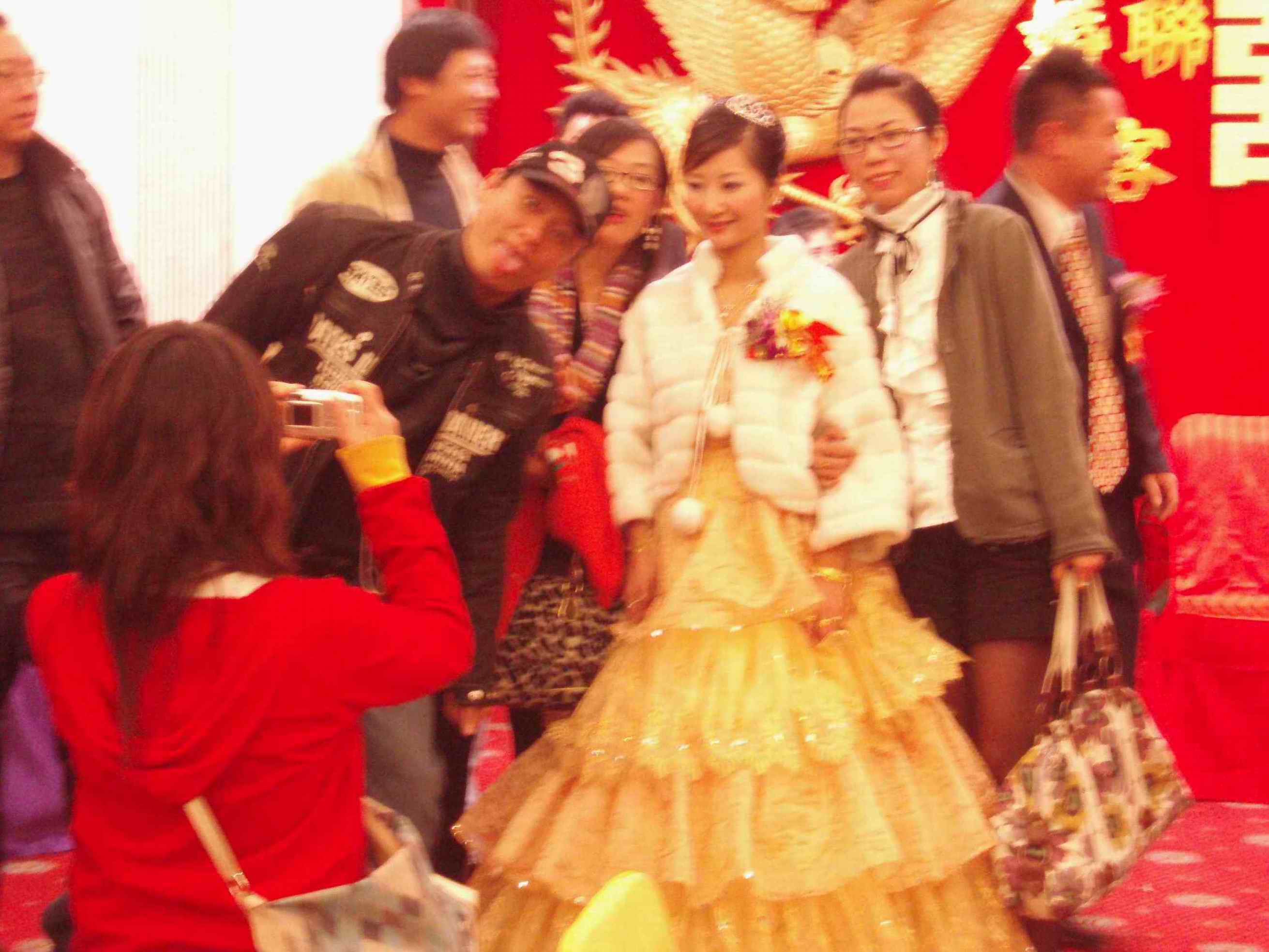 恭喜M2会员JAMES新婚。。