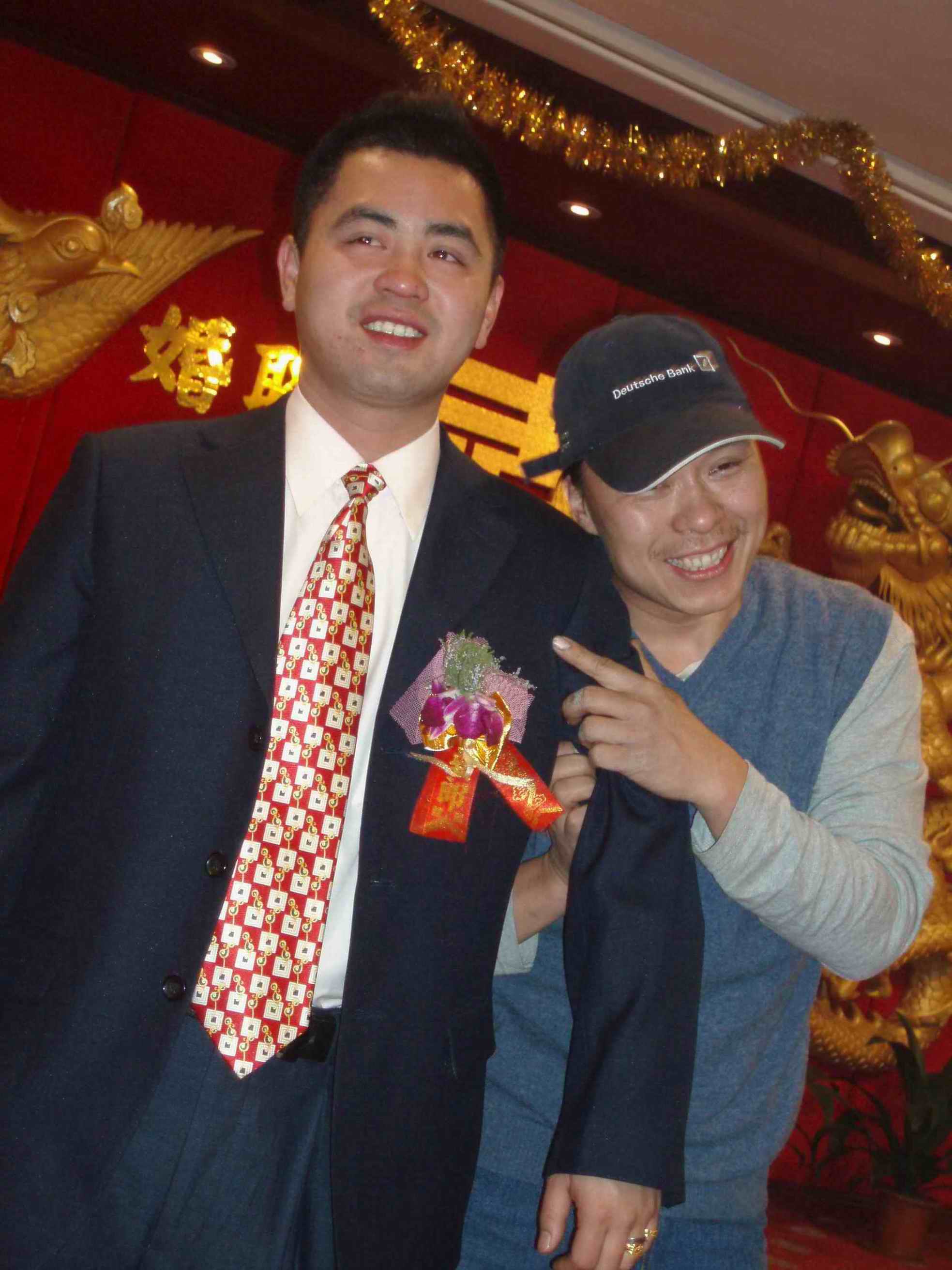 恭喜M2会员JAMES新婚。。