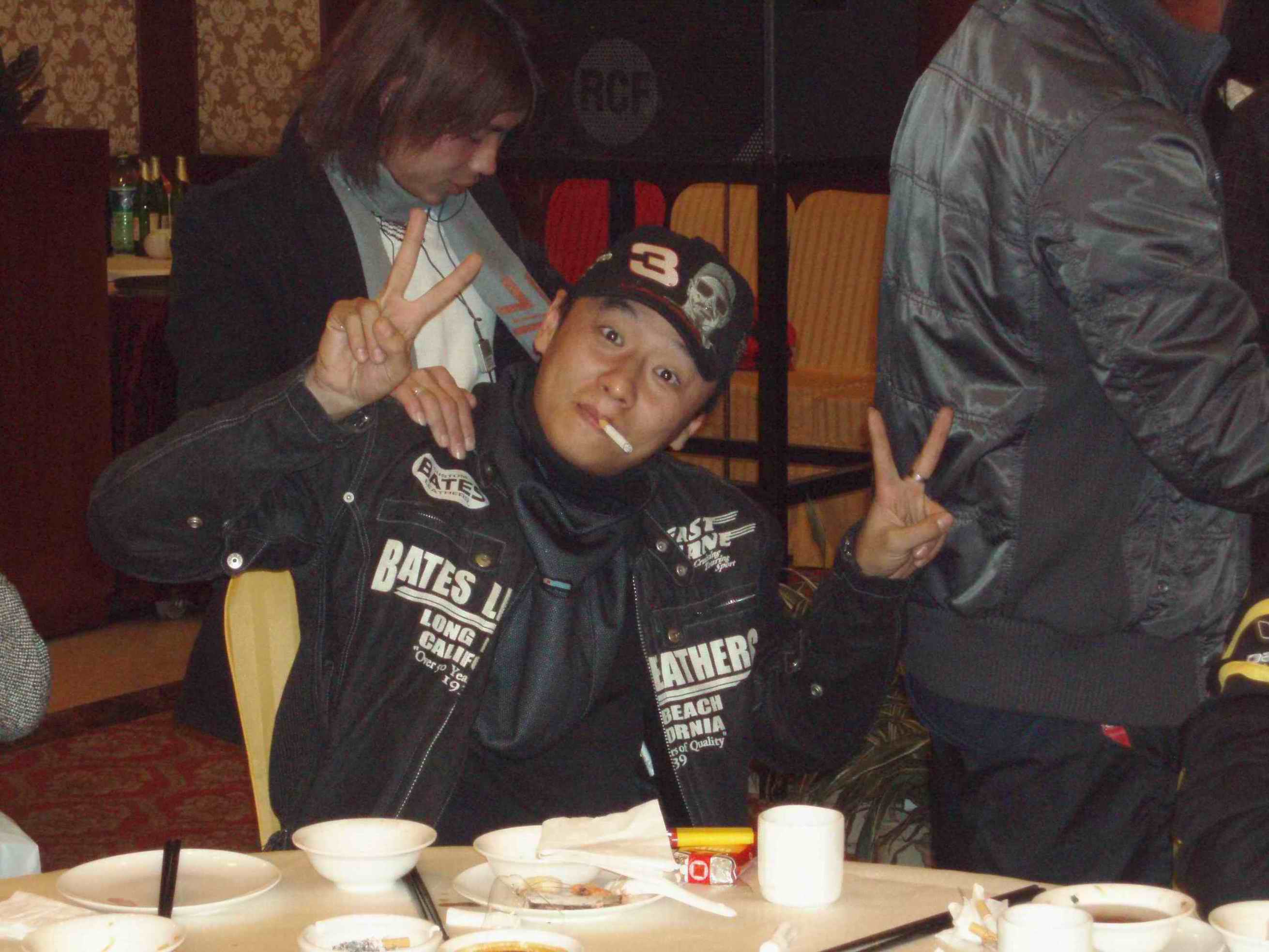 恭喜M2会员JAMES新婚。。