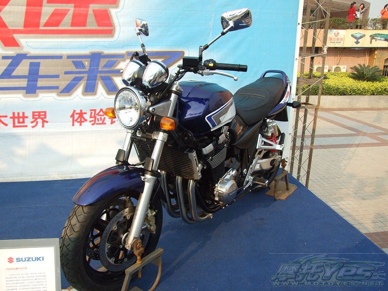 铃木在梧州巡展
