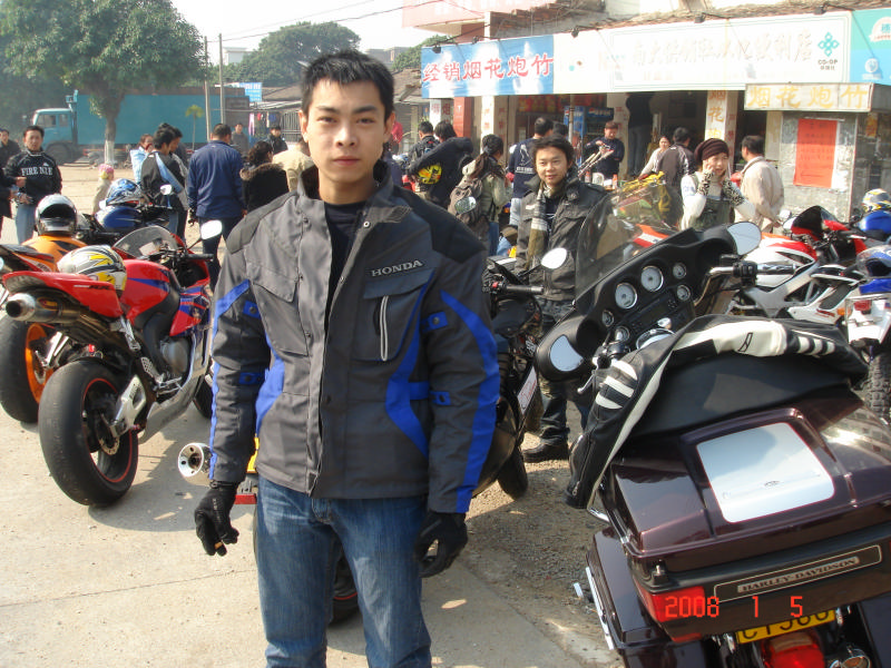08年首次出游,新丰劈湾.烤全羊