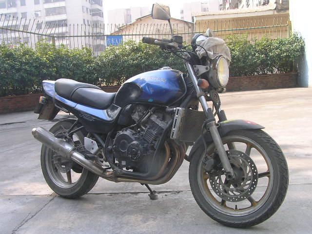 鹤山7000元卖CB250