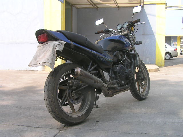 鹤山7000元卖CB250