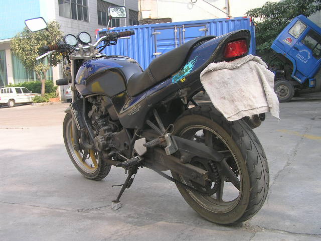 鹤山7000元卖CB250