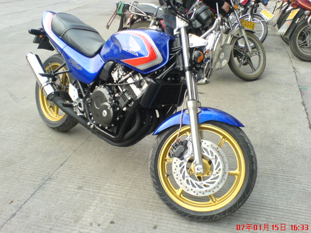 鹤山7000元卖CB250