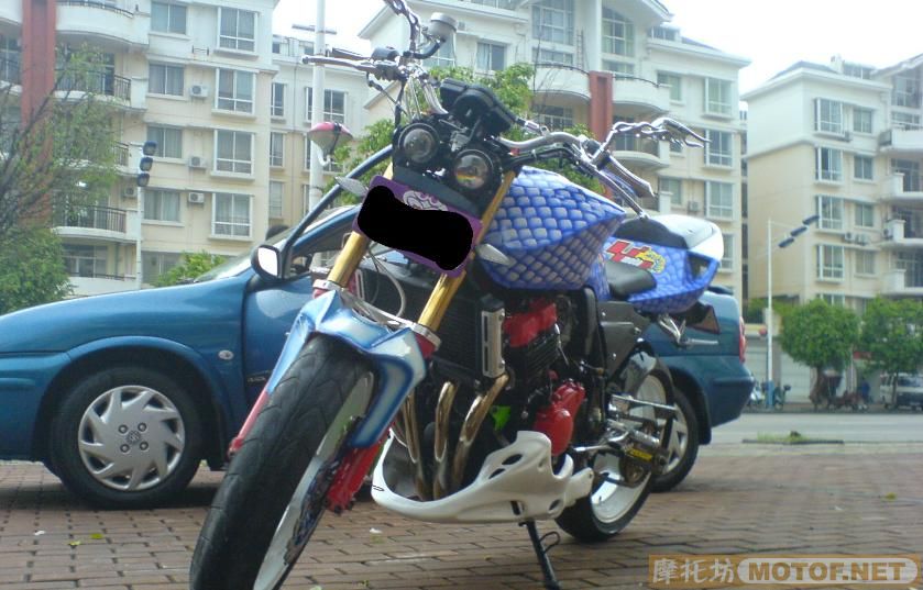 广西玉林出售08年全国首台狂改本田CB400价格12800..和铃木GXSR-400价格3500..
