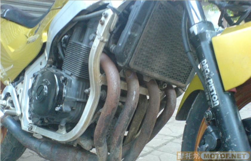 广西玉林出售08年全国首台狂改本田CB400价格12800..和铃木GXSR-400价格3500..