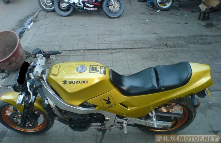 广西玉林出售08年全国首台狂改本田CB400价格12800..和铃木GXSR-400价格3500..