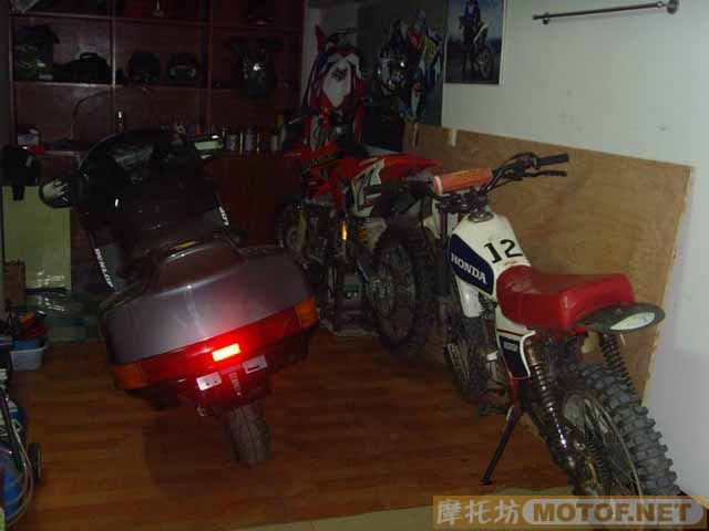 湖北仙桃出售3台自己用的车，PC800，CR125，93的白菜。本人相当爱惜车，因事转让。