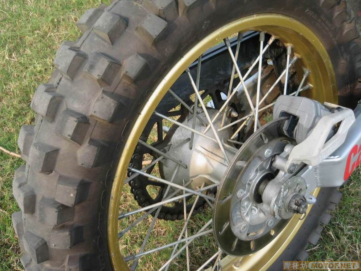 湖北襄樊16800元转让超完整的96年YAMAHA大油箱TTR250